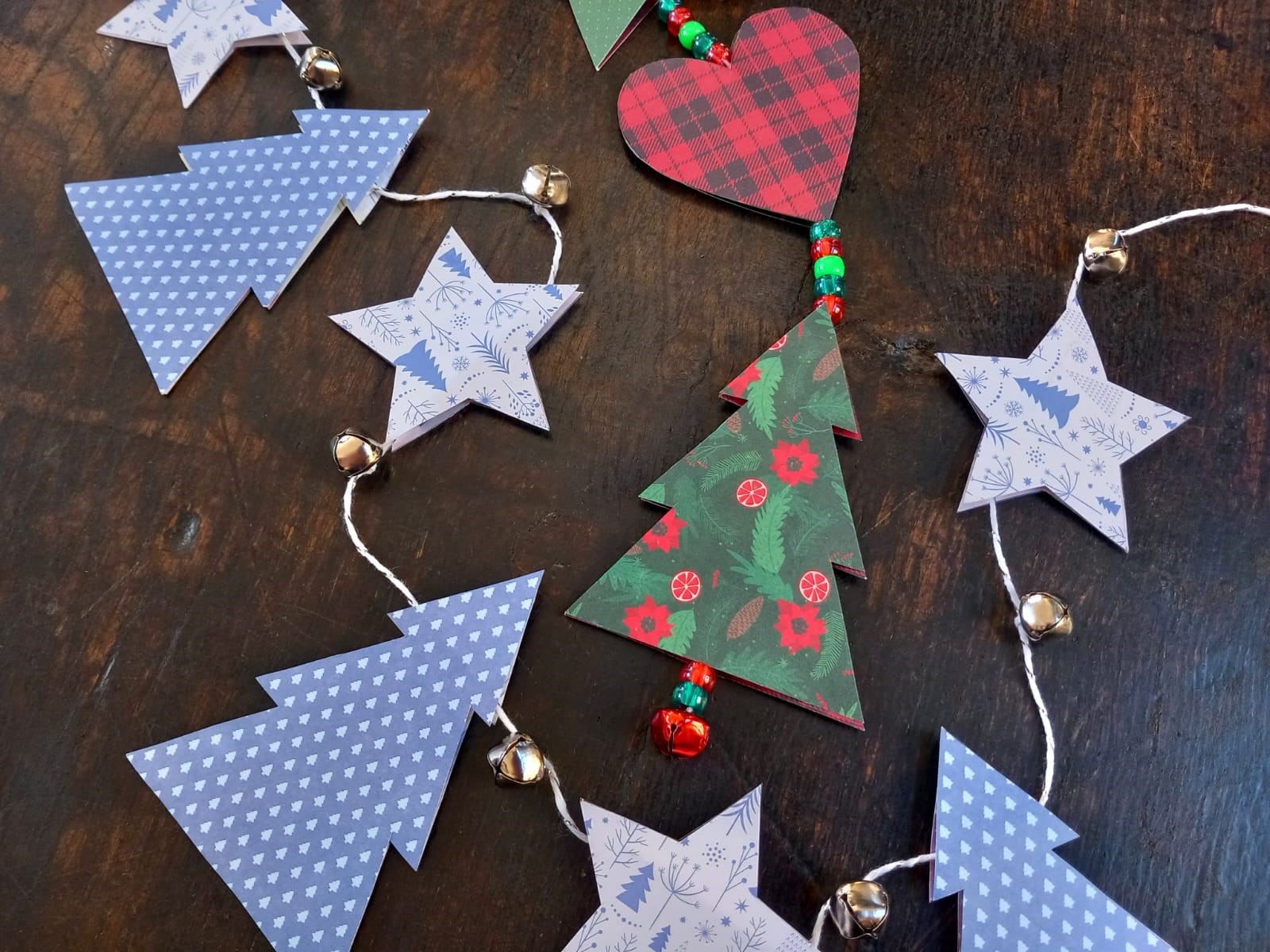 Create a Christmas Garland